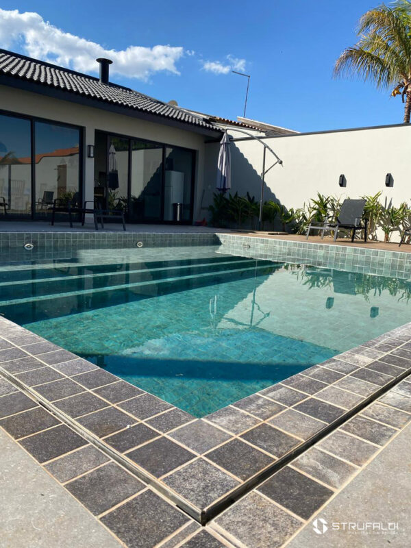 Revestimentos para Piscina: Abordagem Técnica • Strufaldi
